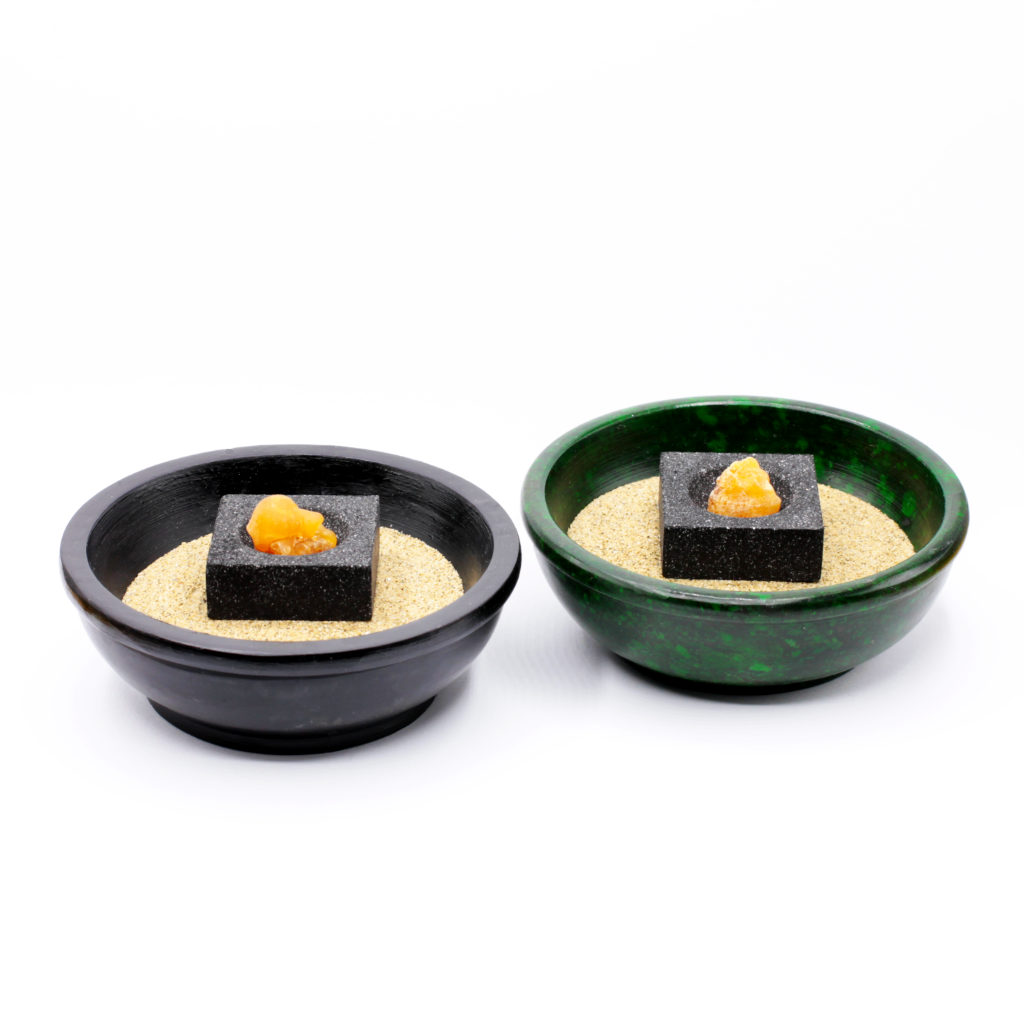 Specksteinschale in Schwarz oder Grün zum Räuchern mit Kohle